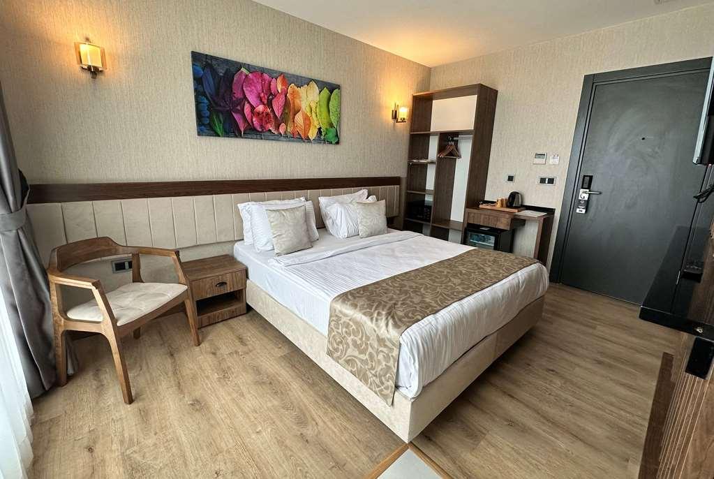 Operla Airport Hotels, Tm Isztambul Szoba fotó
