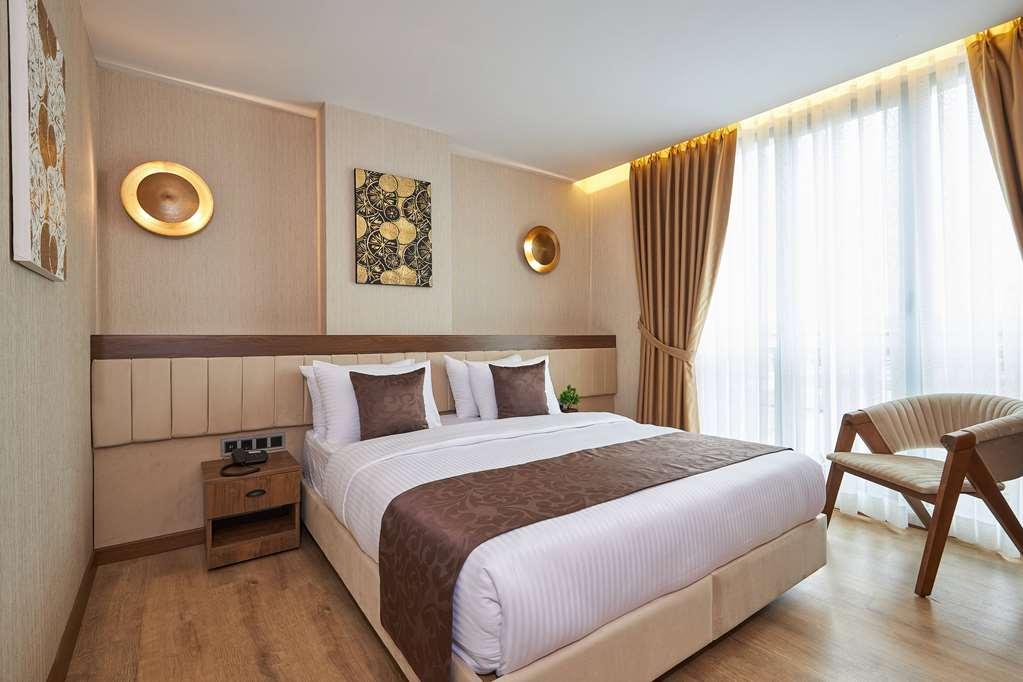 Operla Airport Hotels, Tm Isztambul Szoba fotó