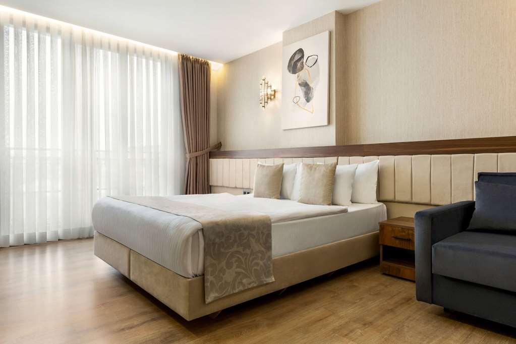 Operla Airport Hotels, Tm Isztambul Szoba fotó