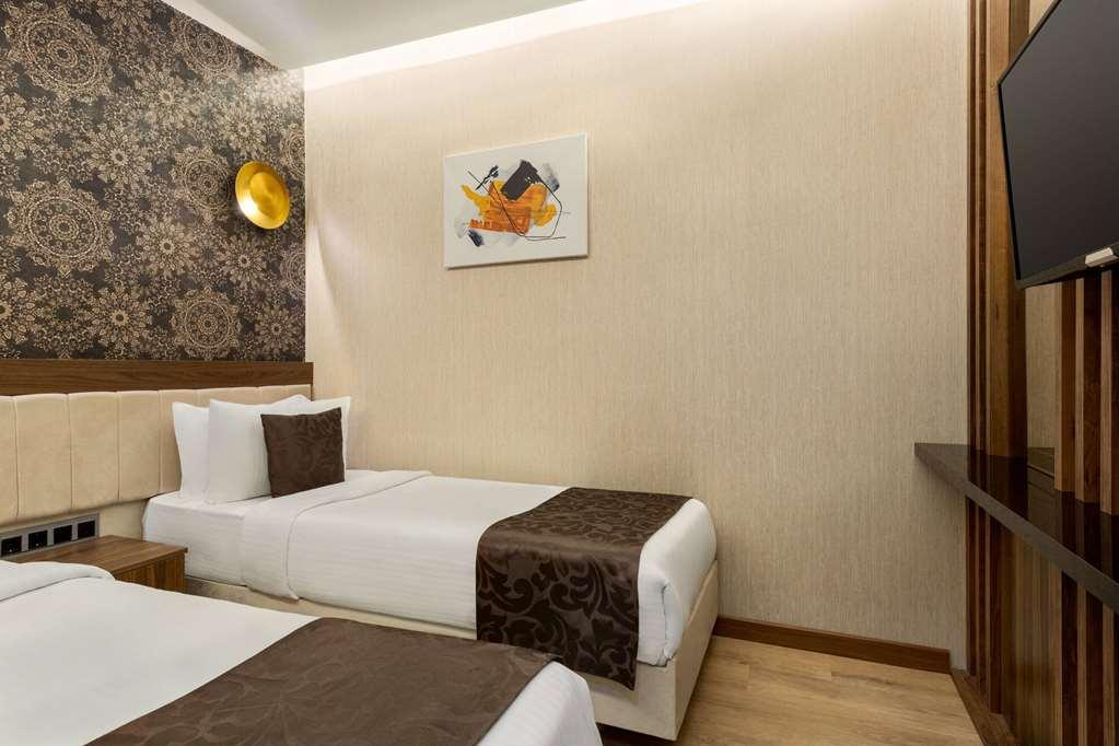 Operla Airport Hotels, Tm Isztambul Szoba fotó